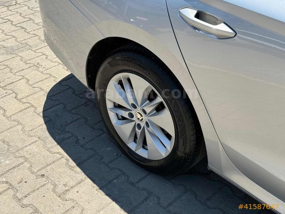 ÖZ BARIŞ | 2024 OCTAVİA 1.0 e-TEC ELİTE DSG | 200.000TL %0 FAİZ
