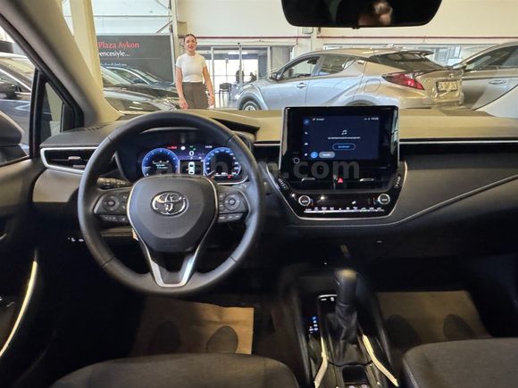 2024 TOYOTA COROLLA 1.5 DREAM MULTIDRIVE S