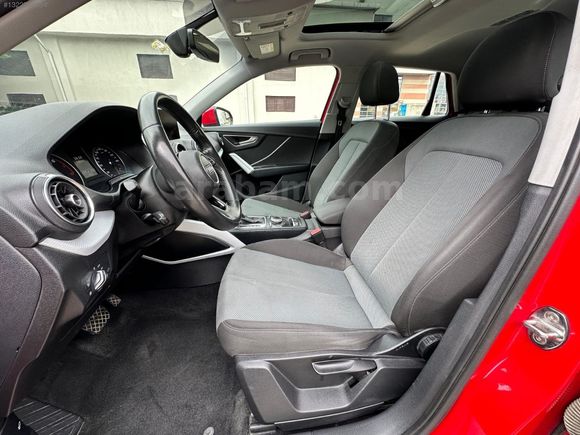 Q2 30 TFSI Design S-Tronic 1 kapı boya orjinal lasman cam tavan