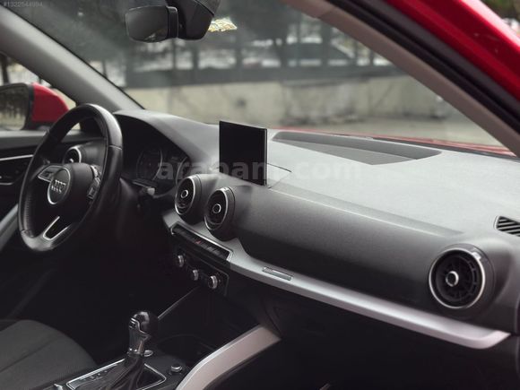 Q2 30 TFSI Design S-Tronic 1 kapı boya orjinal lasman cam tavan
