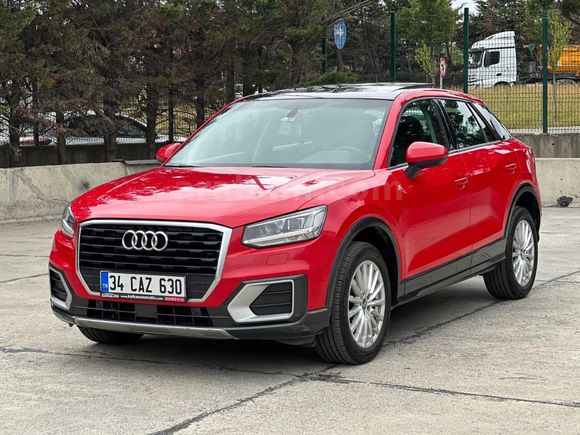 Q2 30 TFSI Design S-Tronic 1 kapı boya orjinal lasman cam tavan