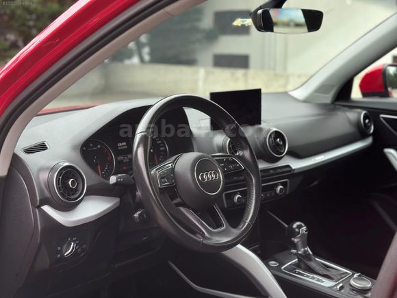 Q2 30 TFSI Design S-Tronic 1 kapı boya orjinal lasman cam tavan