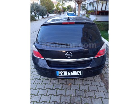 Sahibinden Opel Astra 1.6 Elegance 2005 Model  288.000 km Siyah