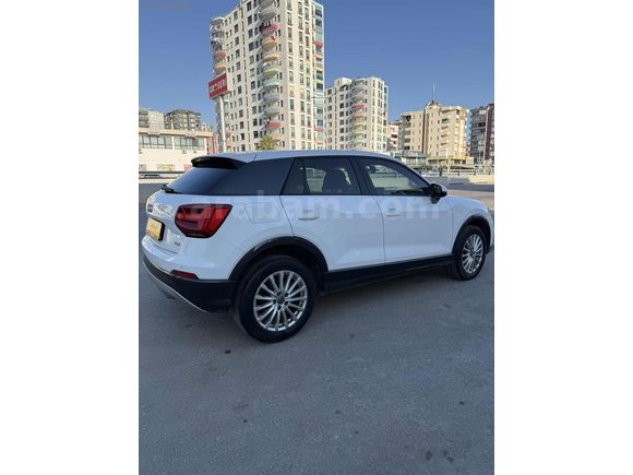 63 BİN KM HATASIZ AYARINDA TERTEMİZ AUDİ Q2