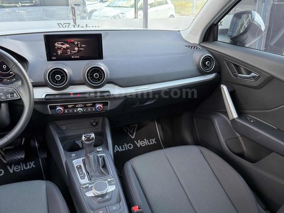 Auto Velux Boyasız 2022 Audi Q2 35 Tfsı Advanced-Cam Tavan