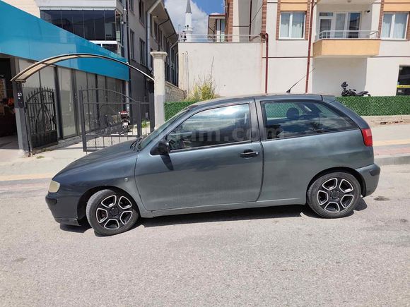 Sahibinden Seat Ibiza 1.6 Stella 2000 Model 