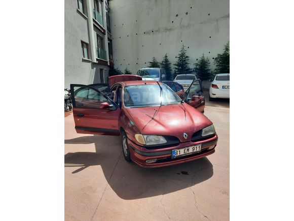 Sahibinden Renault Megane 2.0 RXT 1998 Model