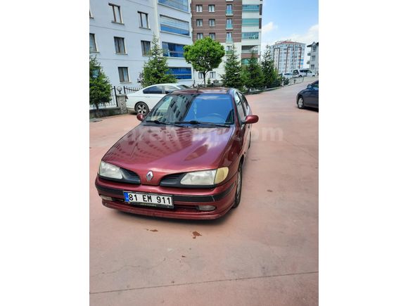 Sahibinden Renault Megane 2.0 RXT 1998 Model