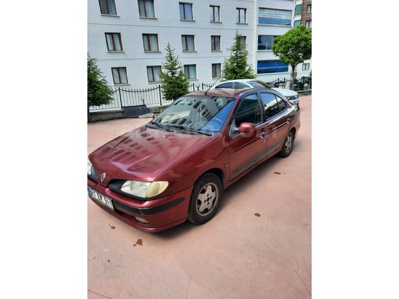 Sahibinden Renault Megane 2.0 RXT 1998 Model