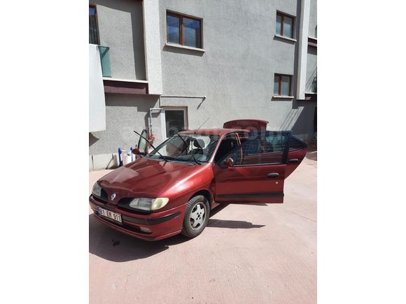 Sahibinden Renault Megane 2.0 RXT 1998 Model