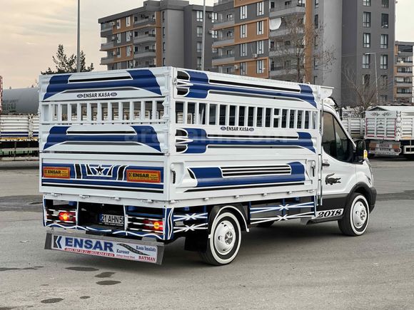 Galeriden Ford Trucks Transit 350 M Batman