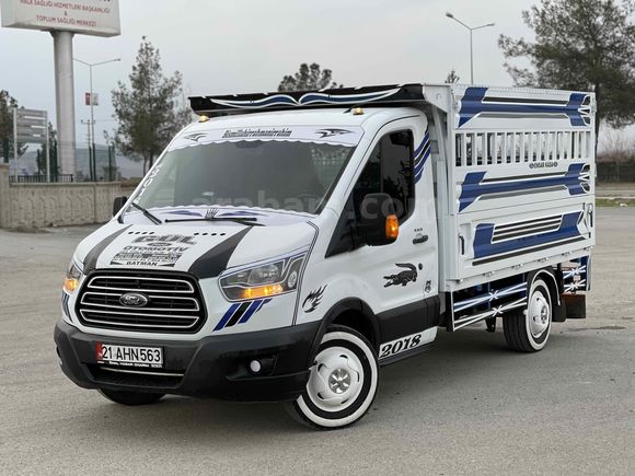 Galeriden Ford Trucks Transit 350 M Batman