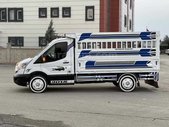 Galeriden Ford Trucks Transit 350 M Batman