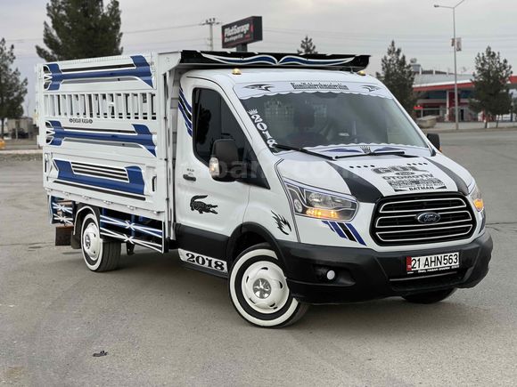 Galeriden Ford Trucks Transit 350 M Batman