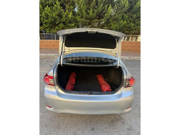 2011 COROLLA OTOMATİK 250:000 km ACİLL SATILIK
