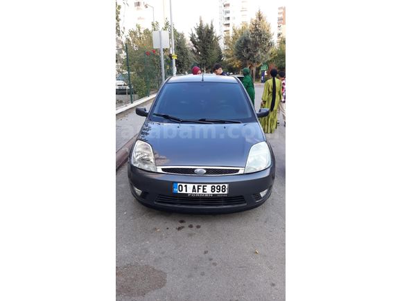 Sahibinden Ford Fiesta 1.6 Ghia 2004 Model