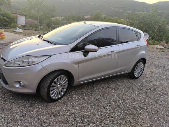 Sahibinden Ford Fiesta 1.4 Titanium 2010 Model