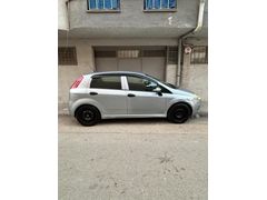 Değişen yok . 215000 km 1.3 Punto