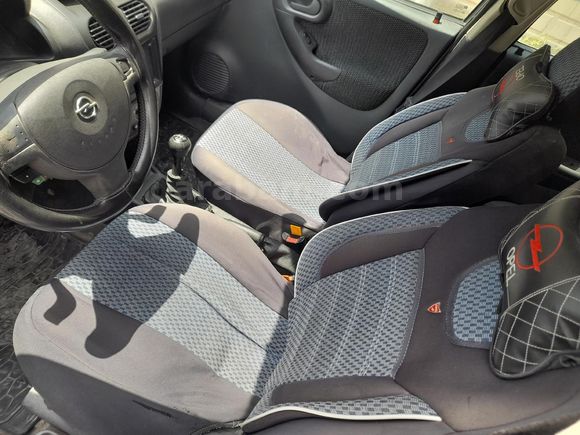 Galeriden Opel Corsa 1.2 Essentia 2004 Model Konya