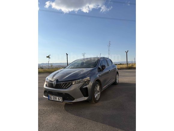 Sahibinden Renault Clio 1.0 TCe Evolution 2023 Model 