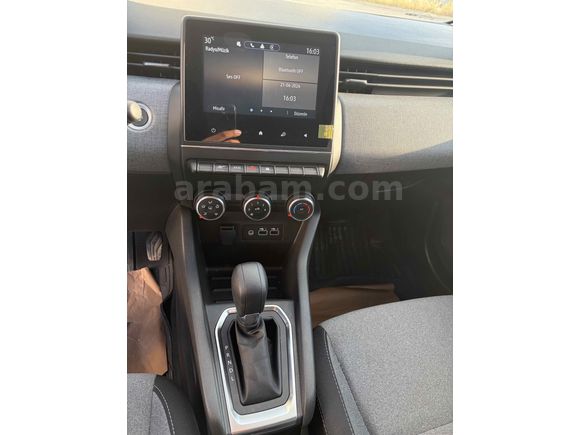 Sahibinden Renault Clio 1.0 TCe Evolution 2023 Model 