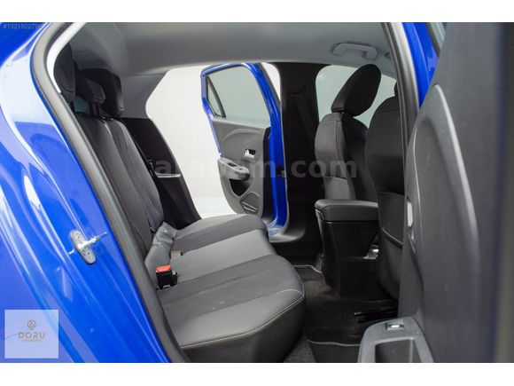 DORU'DAN HATASIZ 2023 CORSA 1.2 T ELEGANCE- ÇİFT RENK - 11.000KM