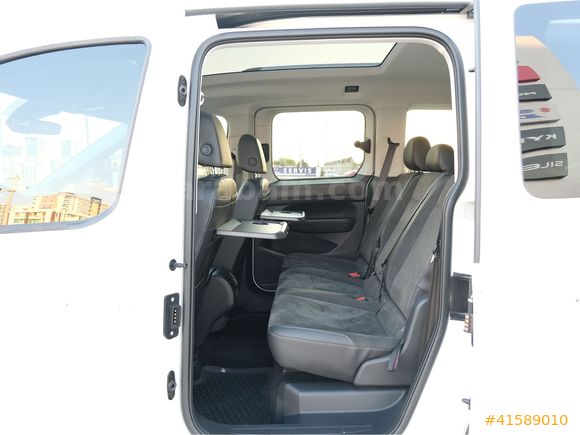 OTOSTORE'DAN Caddy 2.0 TDI Style Cam Tavan DSG 2024