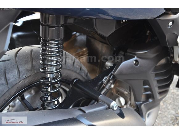 EKSPRES PLAZA'DAN 2024 YAMAHA N-MAX 155