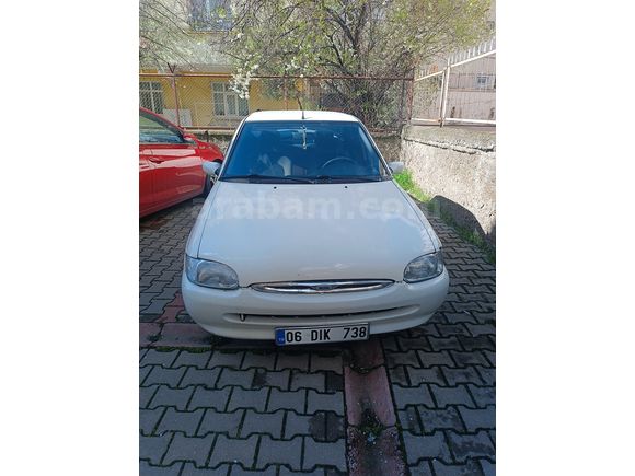 Sahibinden Ford Escort 1.8 CLX 1996 Model 