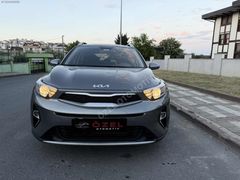 Özel'den HATASIZ BOYASIZ DEĞİŞENSİZ KİA STONİC