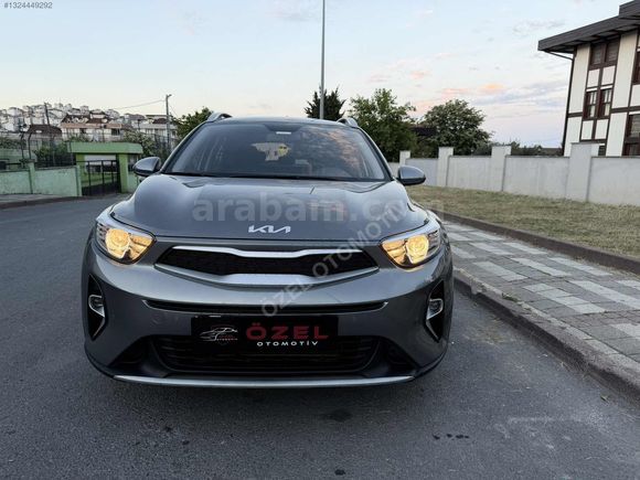 Özel'den HATASIZ BOYASIZ DEĞİŞENSİZ KİA STONİC