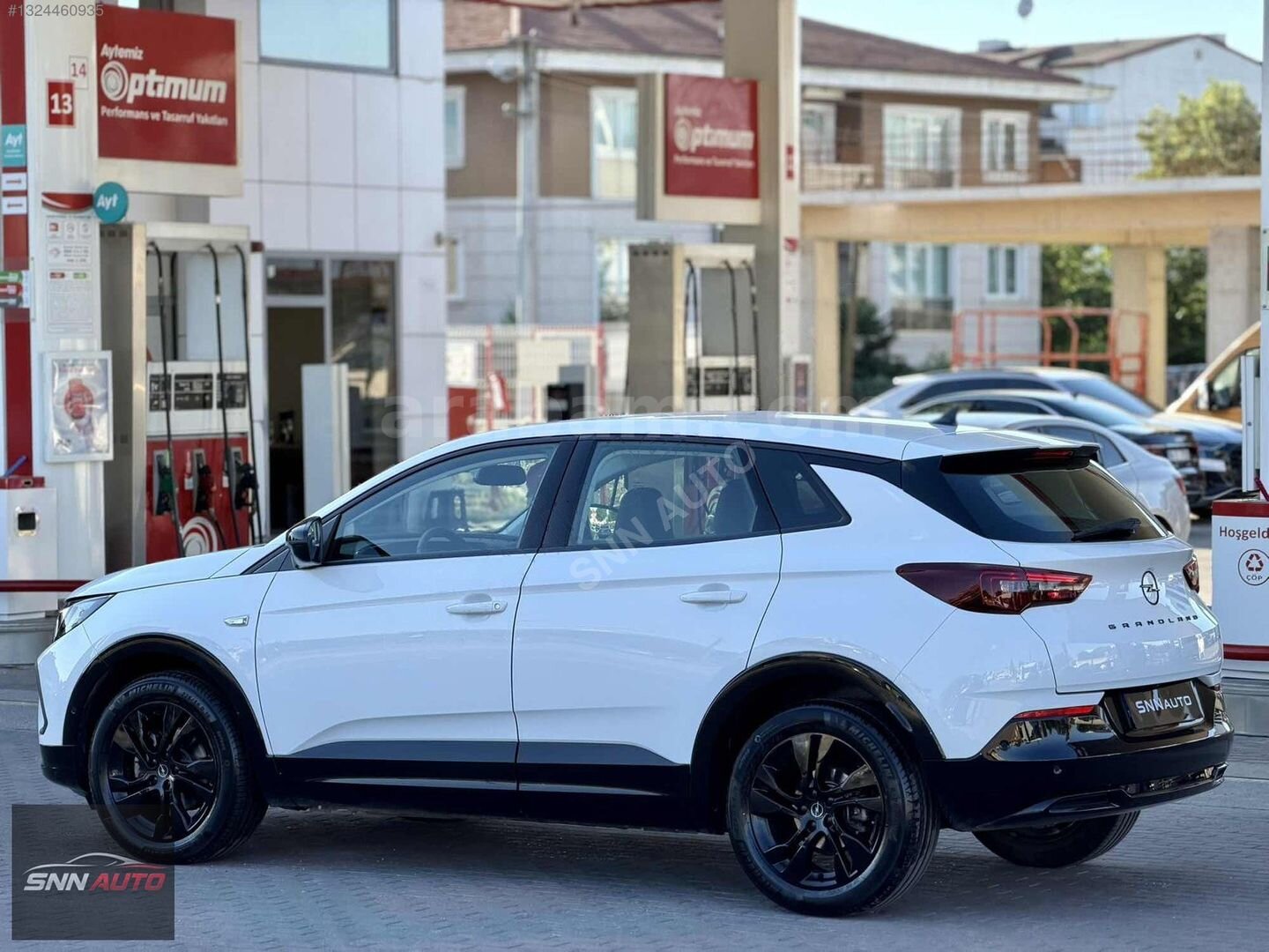 Galeriden Opel Grandland 1.2 T GS 2024 Model Kocaeli 28.270 km Beyaz 3