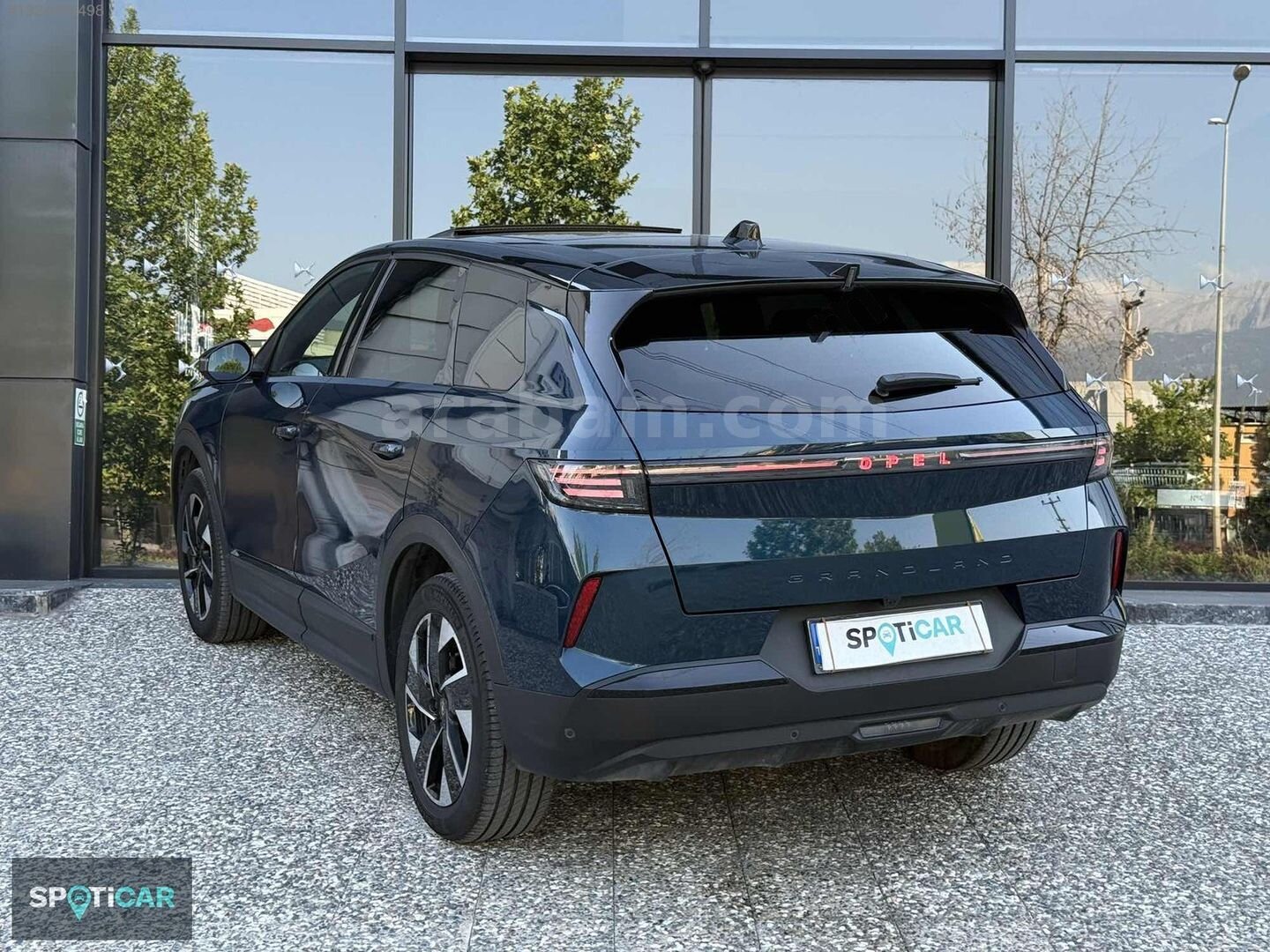 Galeriden Opel Grandland 1.2 T Hybrid GS 2024 Model Denizli 12.000 km Mavi 7