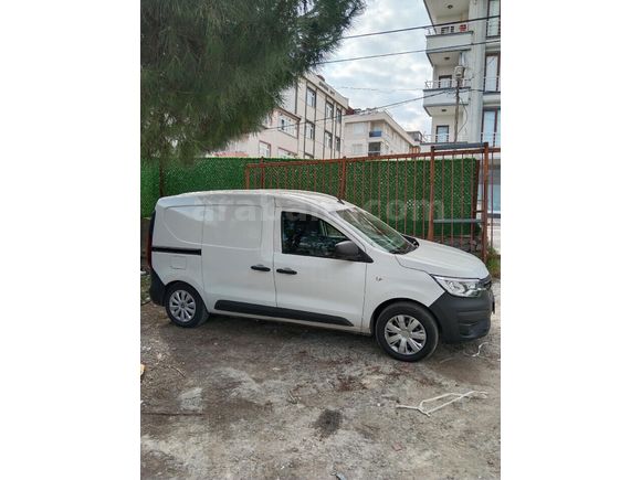 Sahibinden Renault Kangoo Express 1.5 dCi Maxi Joy 2023 Model