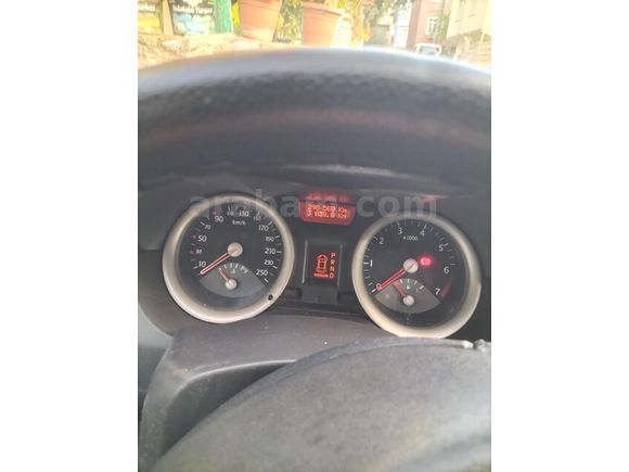 Sahibinden Renault Megane 1.6 Dynamique 2004 Model