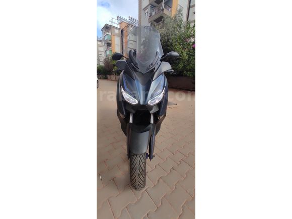 Sahibinden Yamaha X-Max 250 ABS2023 model kazasız hatasız