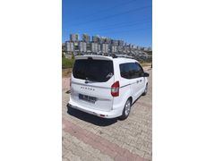 Sahibinden Ford Tourneo Courier 1.5 TDCi Delux 2015 Model  166.000 km Beyaz