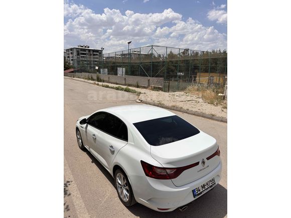 Sahibinden Renault Megane 1.3 TCe Icon 2020 Model 