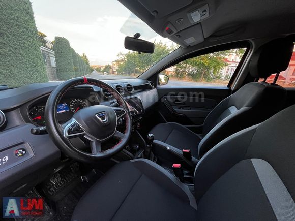ALİM AUTO DAN DACIA DUSTER TURUNCU RENK FABRİKASYON LPG+EKRAN