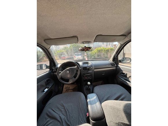 Sahibinden Renault Clio 1.2 Authentique 2004 Model 
