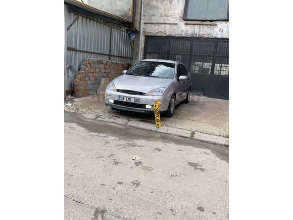 Sahibinden Ford Focus 1.6 Ambiente 2001 Model 