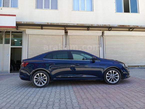 Sahibinden Renault Megane 1.6 Joy 2018 Model extralı