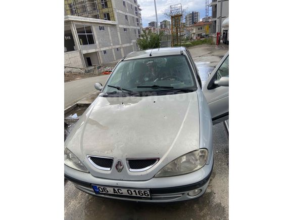 Sahibinden Klimalı Renault Megane 1.6-16Valf Alize 2003 