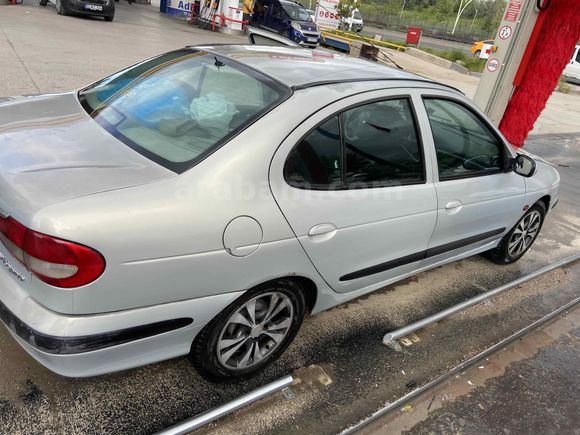 Sahibinden Klimalı Renault Megane 1.6-16Valf Alize 2003 