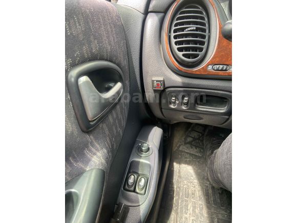 Sahibinden Klimalı Renault Megane 1.6-16Valf Alize 2003 