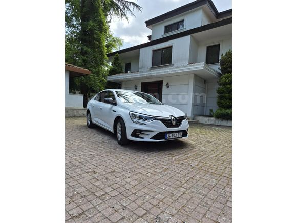 Sahibinden Renault Megane 1.3 TCe Joy 2022 Model  61.500 km Beyaz