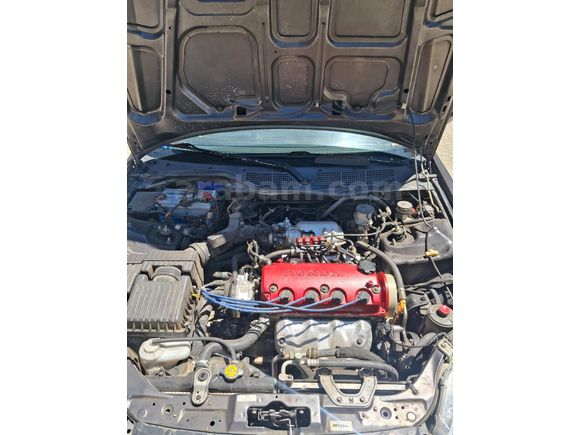 HATASIZ BOYASIZ TRAMERSİZ Honda Civic 1.6 i ES 2000 Model