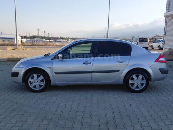 Sahibinden Renault Megane 1.5 dCi Dynamique 2005 Model