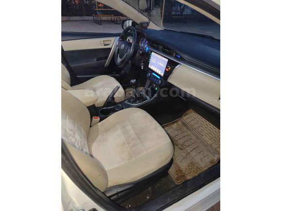 ÖGRETMENDEN SATILIK !!Toyota Corolla 1.4 D-4D Advance 2014 Model