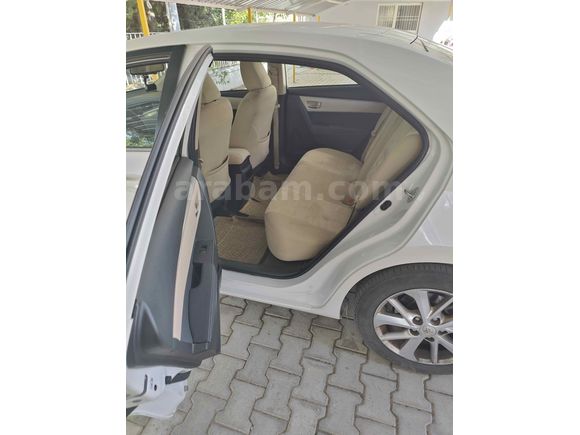 ÖGRETMENDEN SATILIK !!Toyota Corolla 1.4 D-4D Advance 2014 Model
